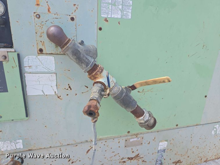 image for item DO7942 Sullair 375 DPQJD air compressor