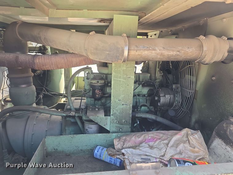 image for item DO7942 Sullair 375 DPQJD air compressor