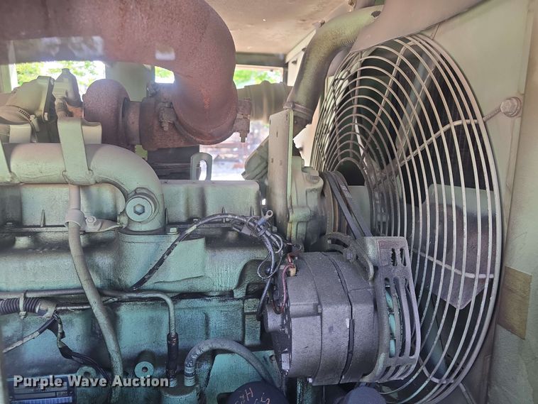 image for item DO7942 Sullair 375 DPQJD air compressor