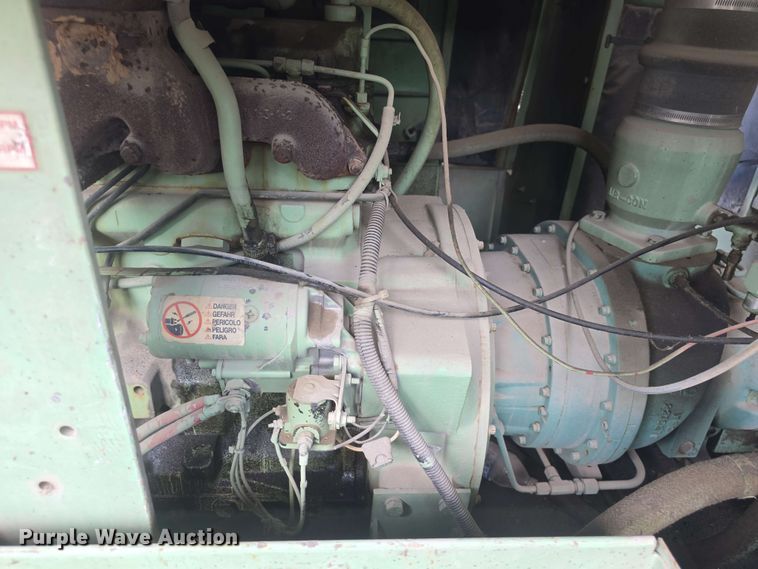 image for item DO7942 Sullair 375 DPQJD air compressor