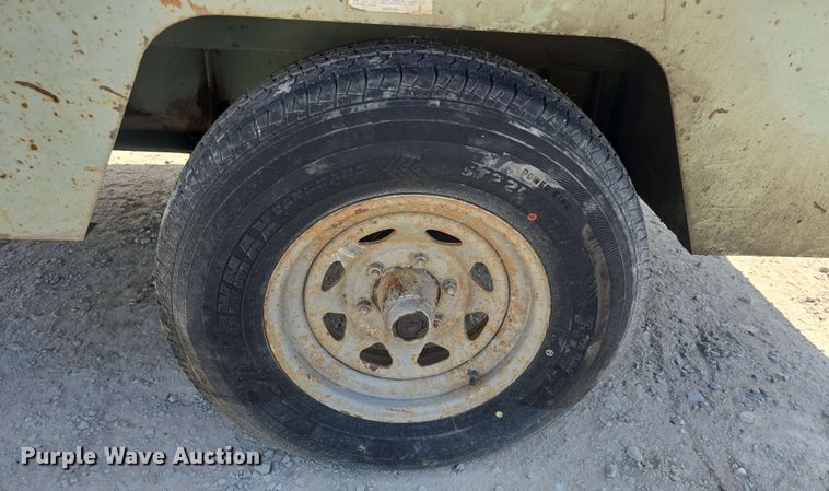 image for item DO7942 Sullair 375 DPQJD air compressor