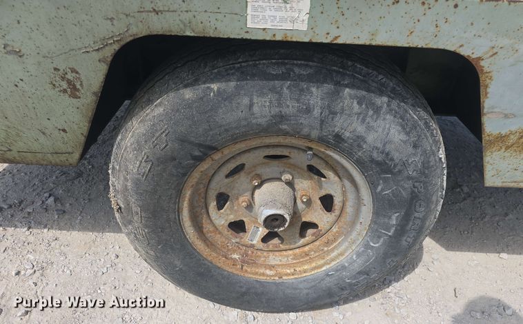 image for item DO7942 Sullair 375 DPQJD air compressor