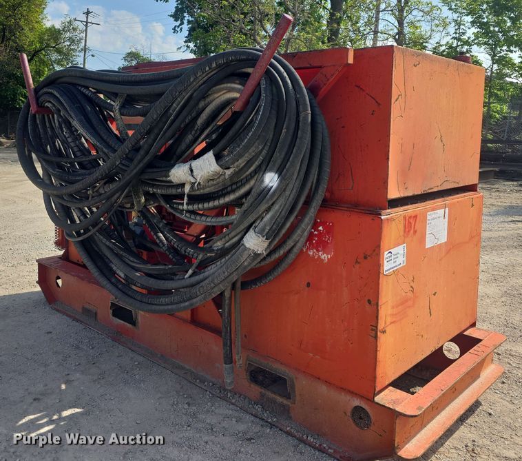 image for item DO7943 Industrial Chevron 315 power unit