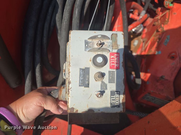 image for item DO7943 Industrial Chevron 315 power unit