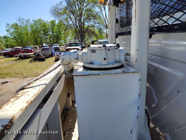 image for item DP4915 2008 International 4400 digger derrick truck