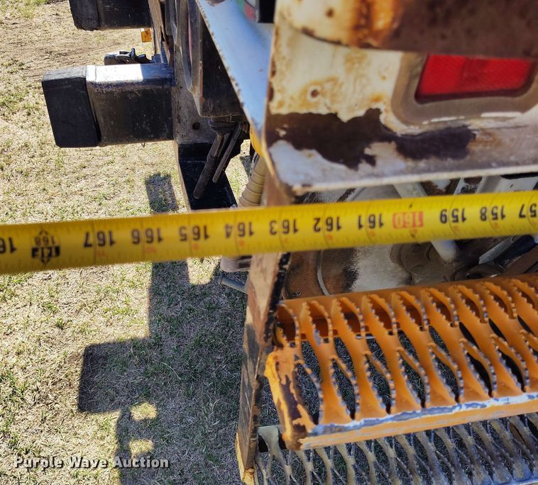 image for item DP4915 2008 International 4400 digger derrick truck