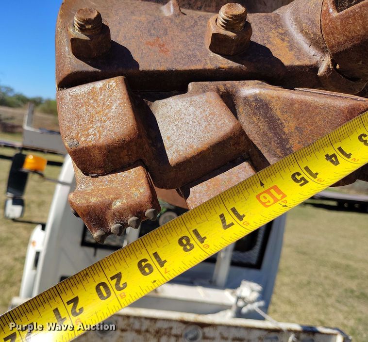 image for item DP4915 2008 International 4400 digger derrick truck