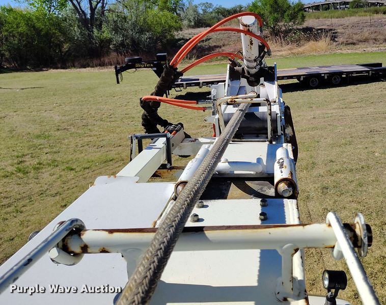 image for item DP4915 2008 International 4400 digger derrick truck