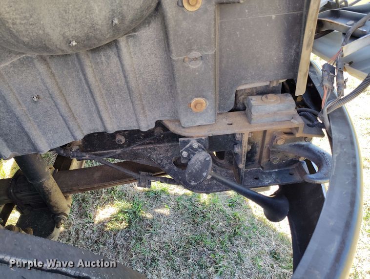 image for item DP4915 2008 International 4400 digger derrick truck