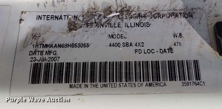 image for item DP4915 2008 International 4400 digger derrick truck