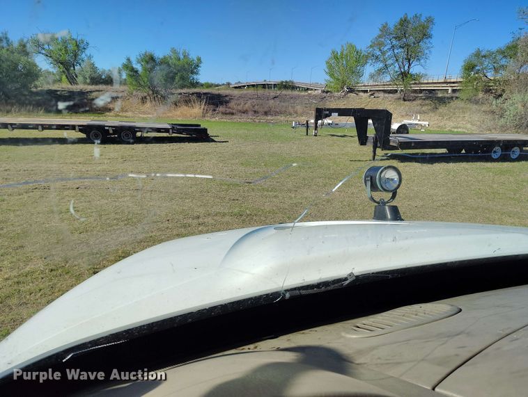 image for item DP4916 2009 International 4400 bucket truck