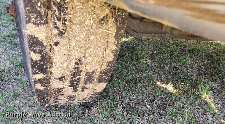 image for item DP4916 2009 International 4400 bucket truck