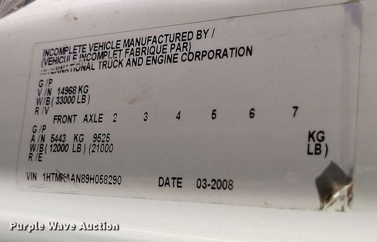 image for item DP4916 2009 International 4400 bucket truck