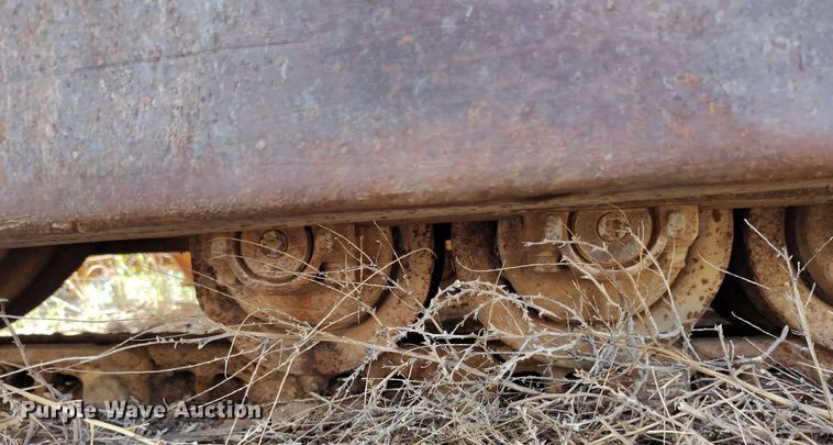 image for item DP4928 Caterpillar D4 dozer