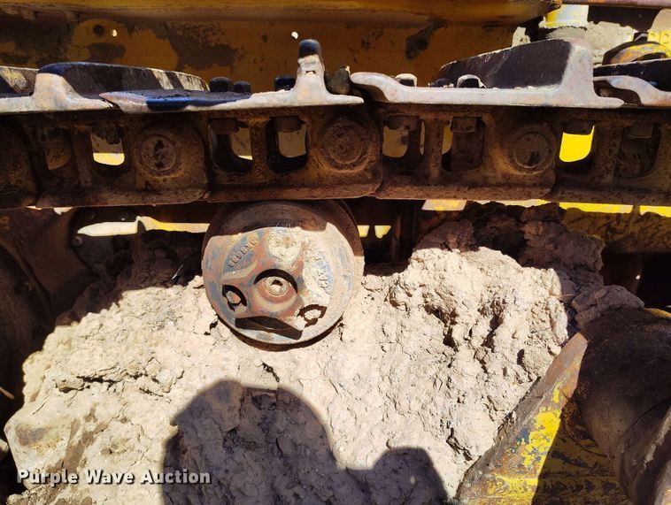 image for item DP4928 Caterpillar D4 dozer