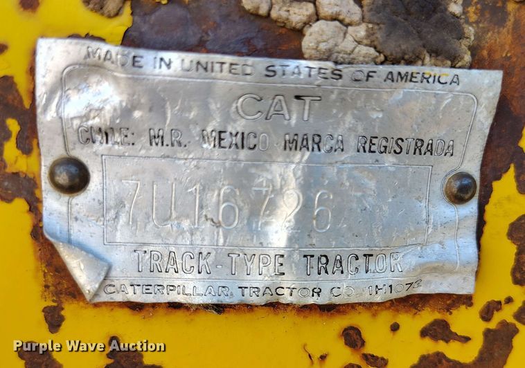 image for item DP4928 Caterpillar D4 dozer