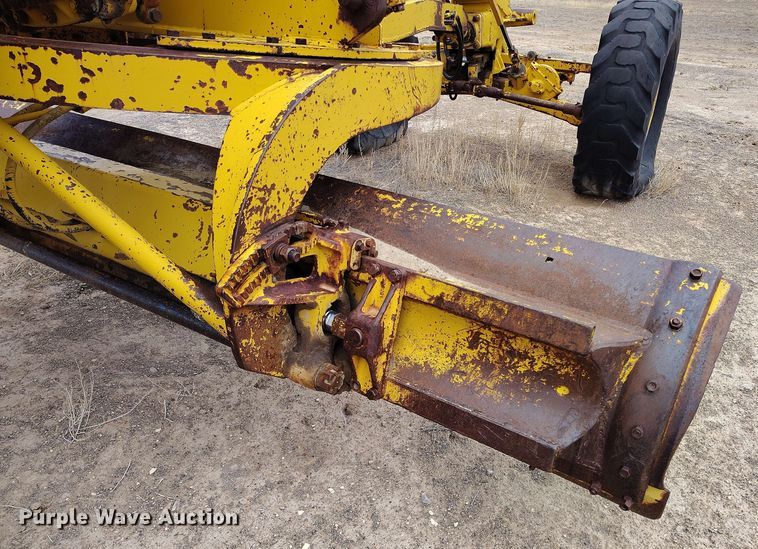 image for item DP4932 1965 Caterpillar 14D motor grader