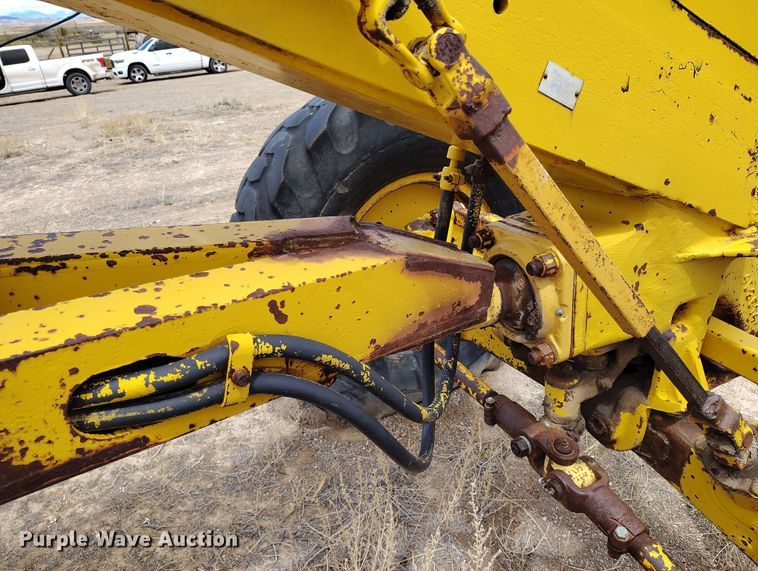 image for item DP4932 1965 Caterpillar 14D motor grader