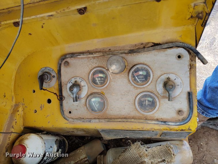 image for item DP4932 1965 Caterpillar 14D motor grader