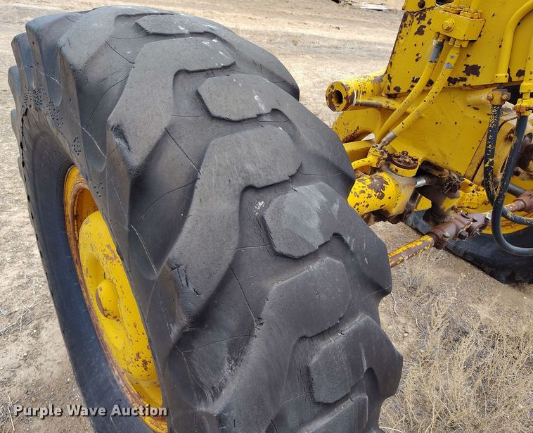 image for item DP4932 1965 Caterpillar 14D motor grader