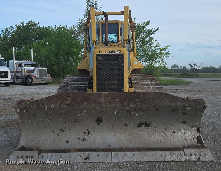 image for item DP6334 2006 Caterpillar D5N LGP dozer