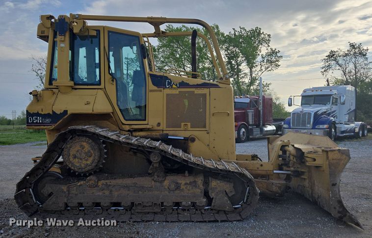 image for item DP6334 2006 Caterpillar D5N LGP dozer