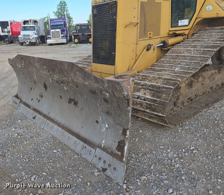 image for item DP6334 2006 Caterpillar D5N LGP dozer