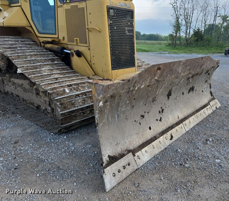 image for item DP6334 2006 Caterpillar D5N LGP dozer