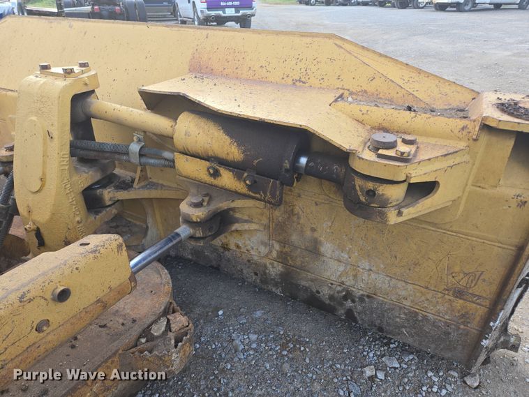 image for item DP6334 2006 Caterpillar D5N LGP dozer