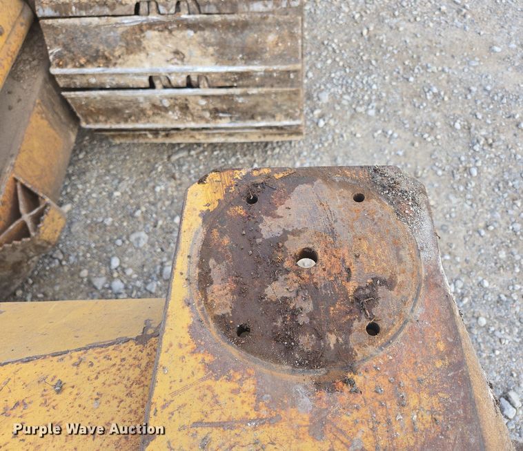 image for item DP6334 2006 Caterpillar D5N LGP dozer