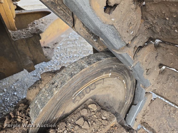 image for item DP6334 2006 Caterpillar D5N LGP dozer