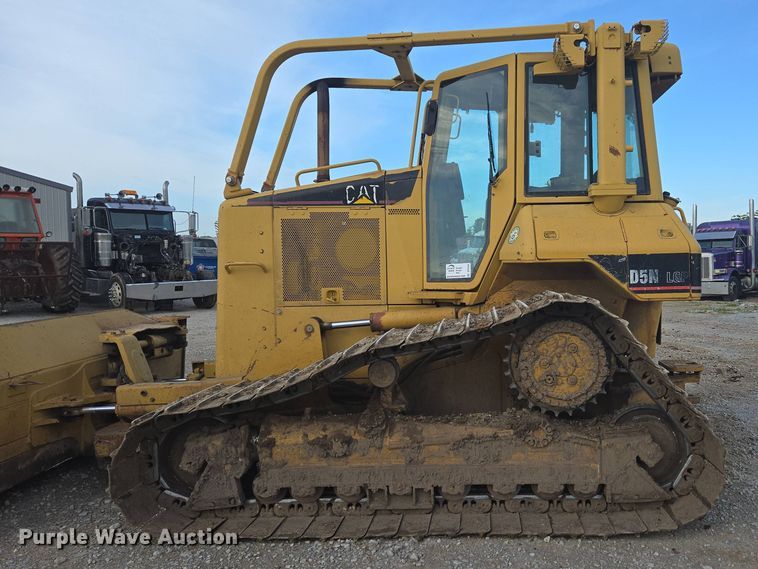image for item DP6334 2006 Caterpillar D5N LGP dozer