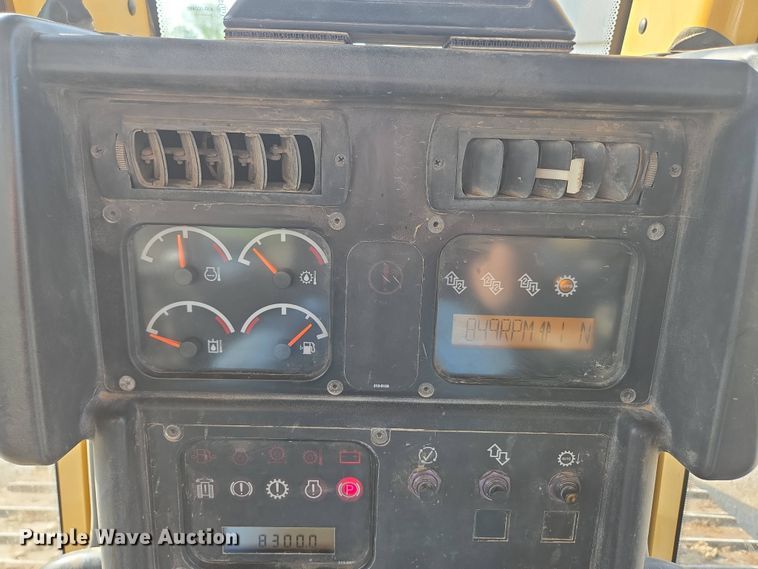 image for item DP6334 2006 Caterpillar D5N LGP dozer