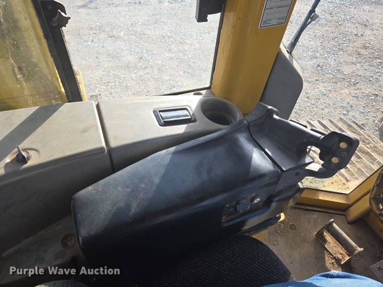 image for item DP6334 2006 Caterpillar D5N LGP dozer