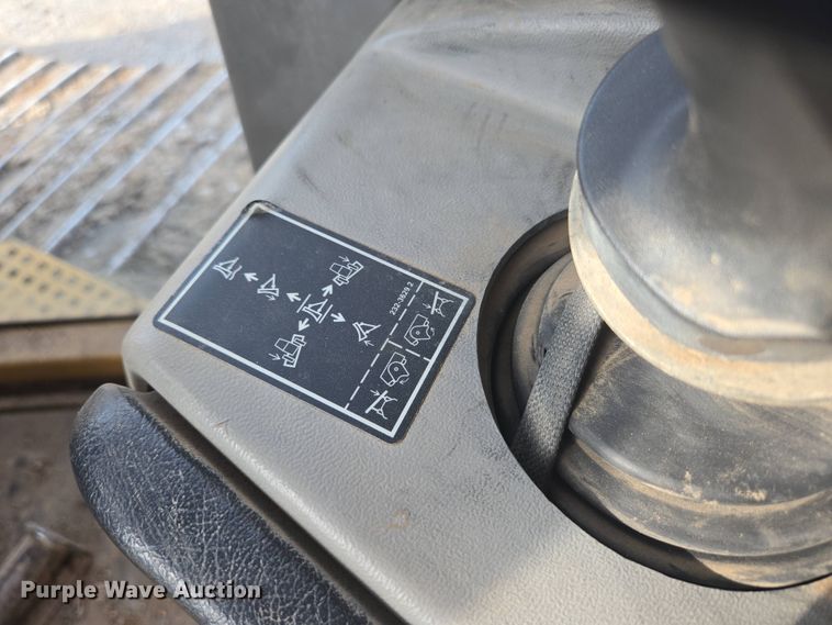 image for item DP6334 2006 Caterpillar D5N LGP dozer