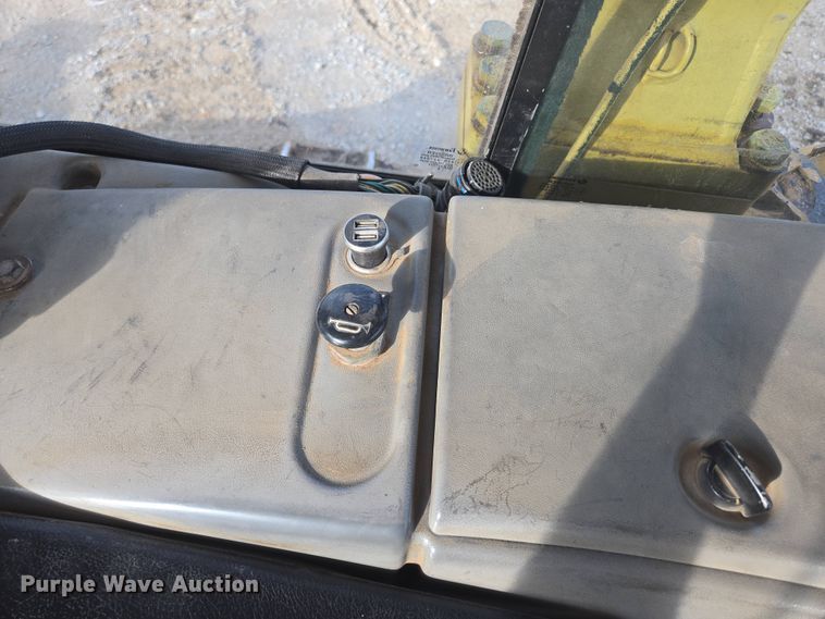 image for item DP6334 2006 Caterpillar D5N LGP dozer