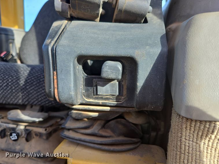 image for item DP6334 2006 Caterpillar D5N LGP dozer