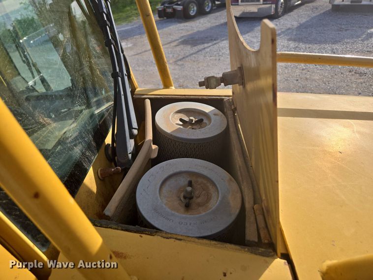 image for item DP6334 2006 Caterpillar D5N LGP dozer