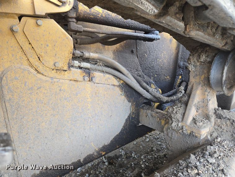 image for item DP6334 2006 Caterpillar D5N LGP dozer