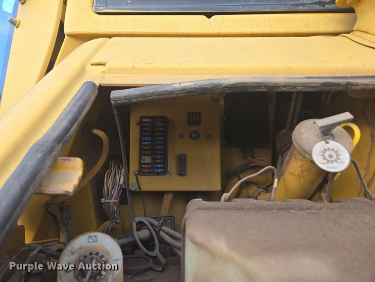 image for item DP6334 2006 Caterpillar D5N LGP dozer