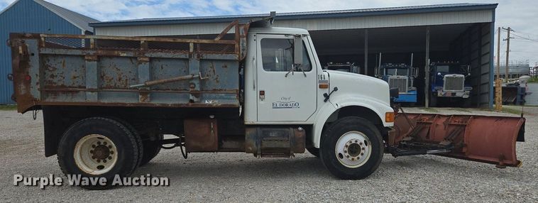 image for item DP6362 1991 International 4700 dump truck