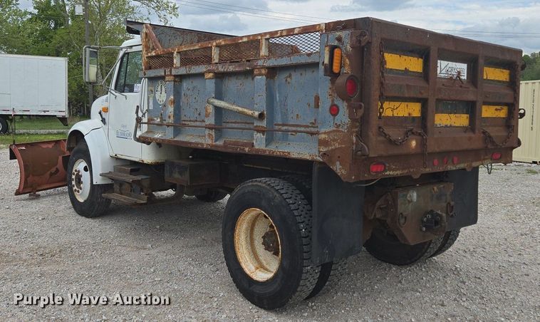 image for item DP6362 1991 International 4700 dump truck