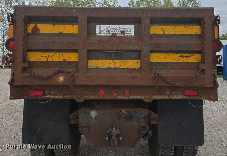 image for item DP6362 1991 International 4700 dump truck