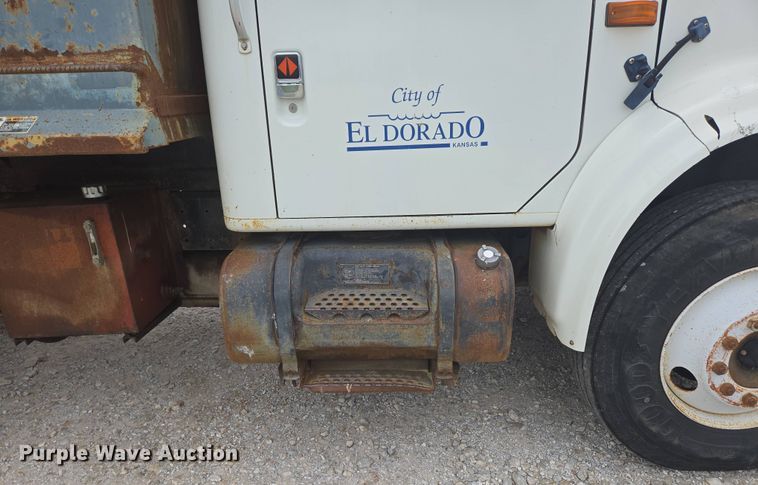 image for item DP6362 1991 International 4700 dump truck