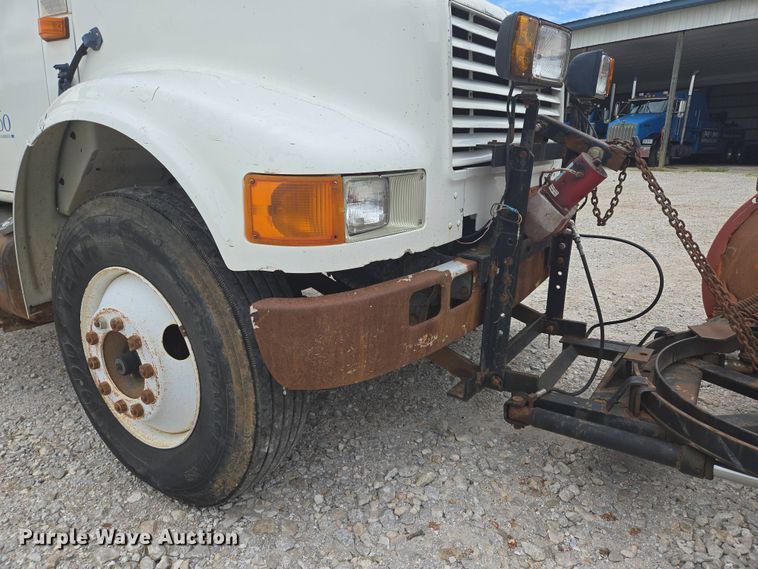 image for item DP6362 1991 International 4700 dump truck