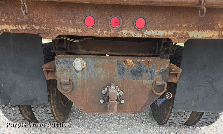 image for item DP6362 1991 International 4700 dump truck