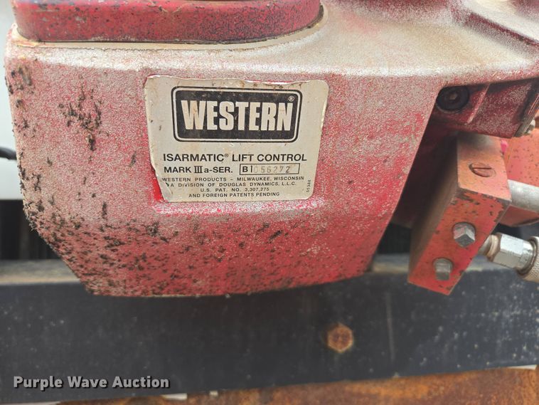 image for item DP6362 1991 International 4700 dump truck