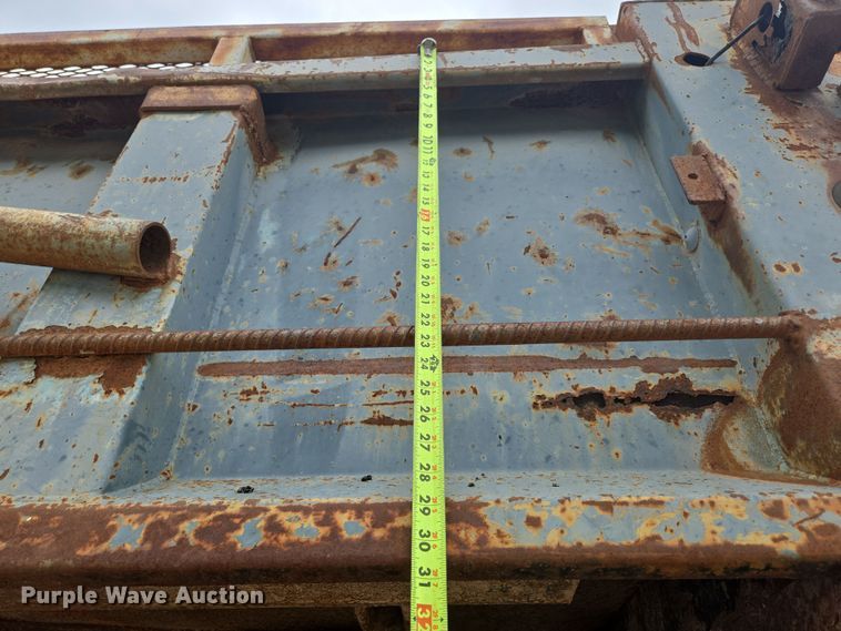 image for item DP6362 1991 International 4700 dump truck