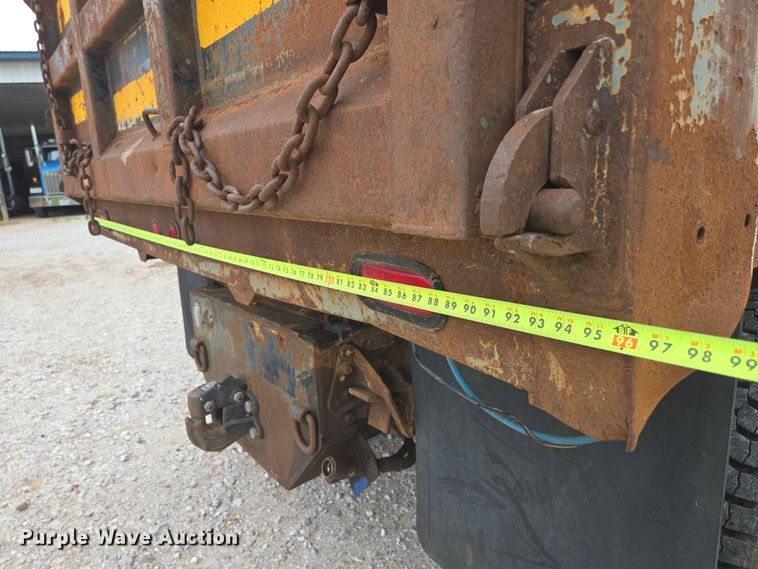 image for item DP6362 1991 International 4700 dump truck