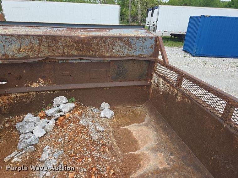 image for item DP6362 1991 International 4700 dump truck